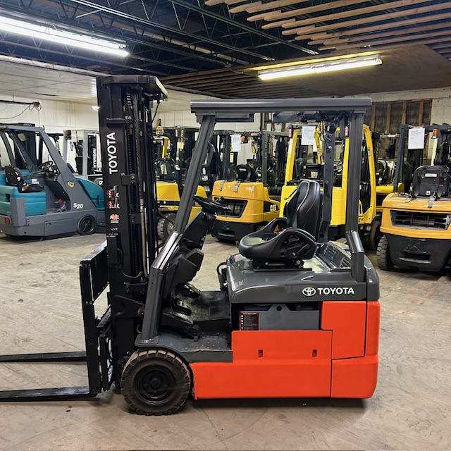 3-Wheel Electric Forklifts